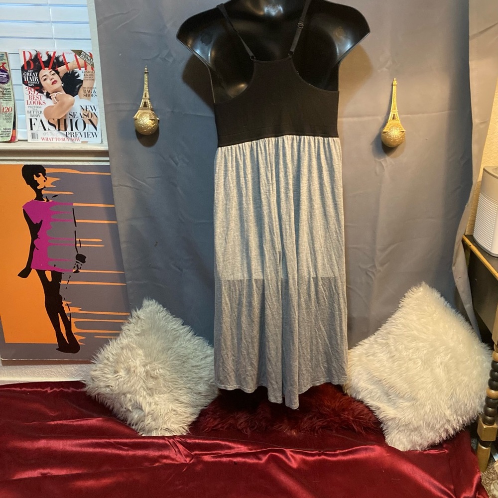 I’m selling black and gray dress size XL/XXL brand new - Picture 2 of 2